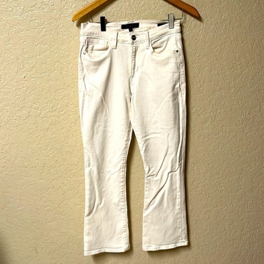 Sanctuary Women’s White Jeans. “Robbie Type”. Size‎ 27”W, 26”L.